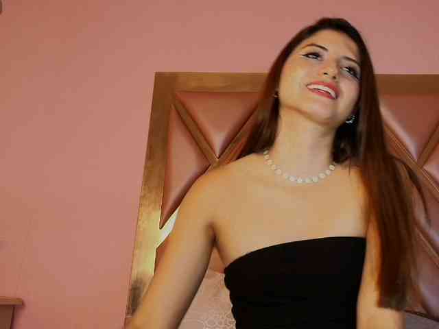 Lilith-rouse webcam