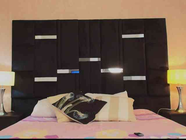 Lilith-rouse webcam
