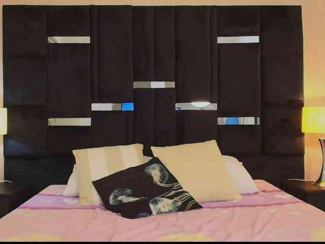 Lilith-rouse webcam