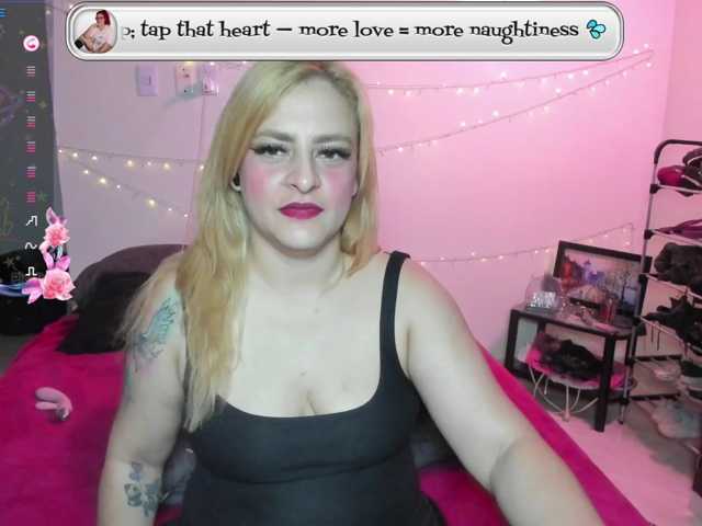violettalynn, en directo ahora en BongaCams