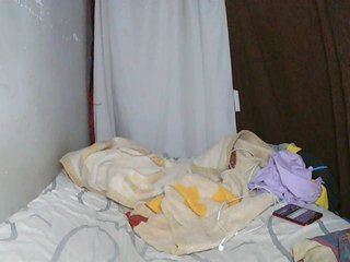 Elisa571's Live Webcam