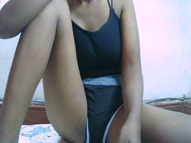 Elisa571 live cam on BongaCams