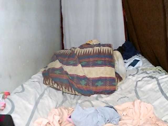 Elisa571 live cam on BongaCams