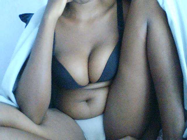 Elisa571 live cam preview