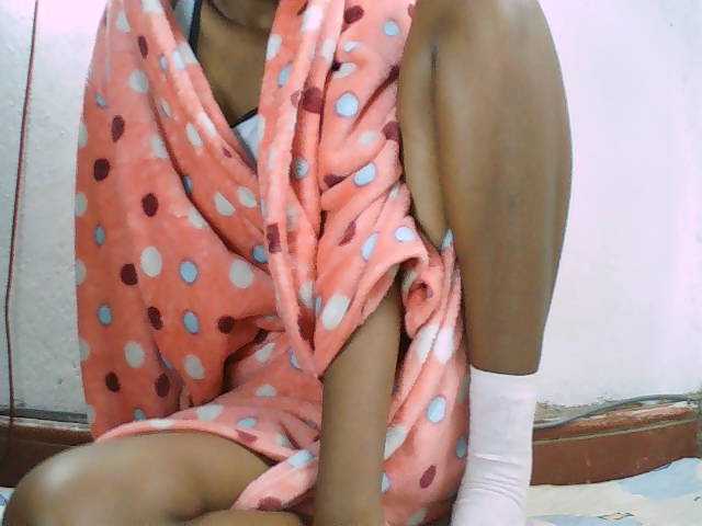 Elisa571 live cam on BongaCams