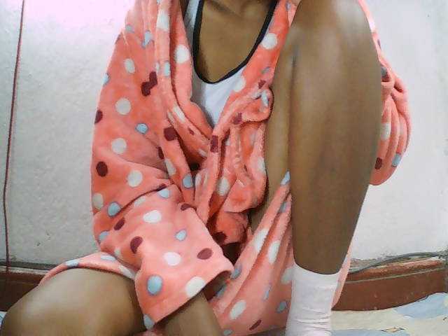 Elisa571 live cam on BongaCams