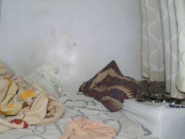 Elisa571 live cam on BongaCams