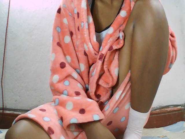 Elisa571 live cam on BongaCams