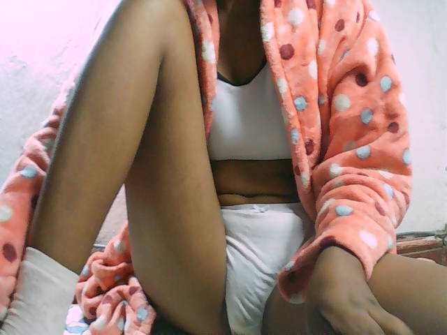 Elisa571 live cam on BongaCams