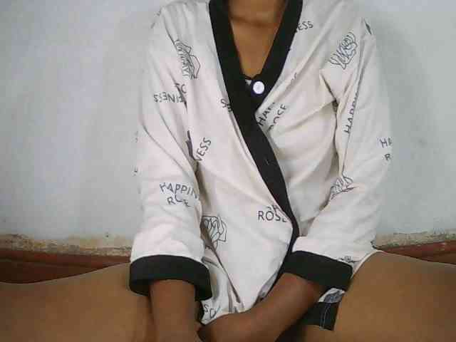 Elisa571 webcam