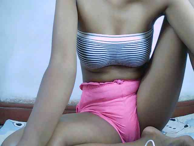 Elisa571 webcam