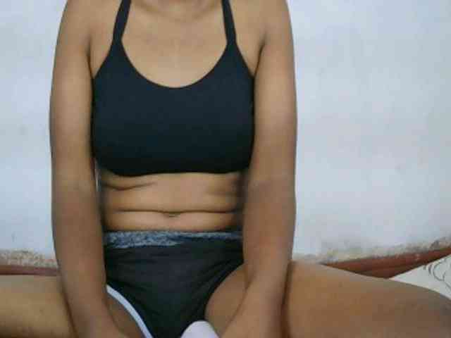 Elisa571 Live Webcam on BongaCams