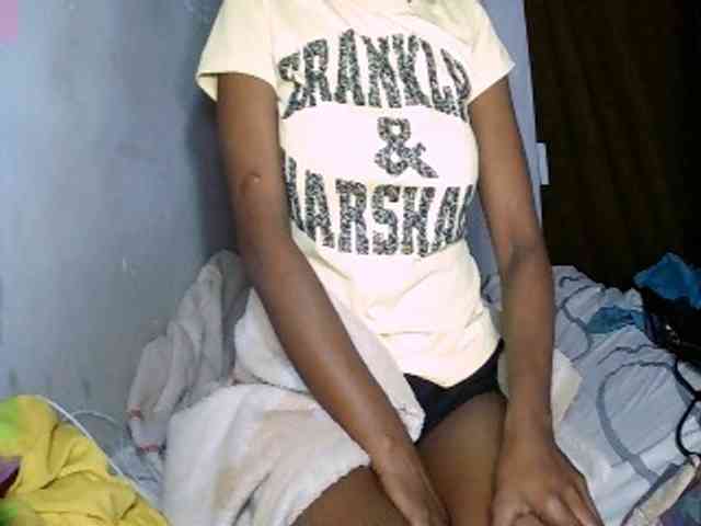 Elisa571 webcam