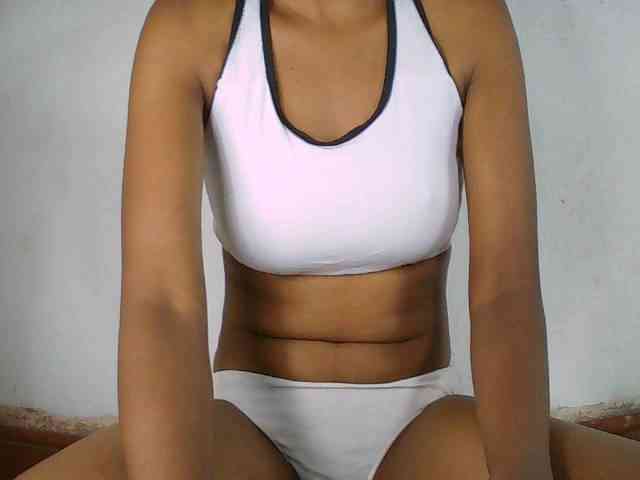 Elisa571 webcam