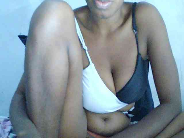 Elisa571 webcam