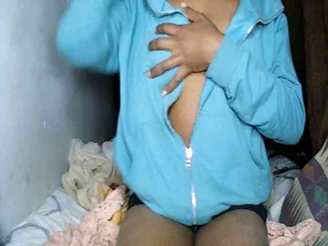 Elisa571 webcam