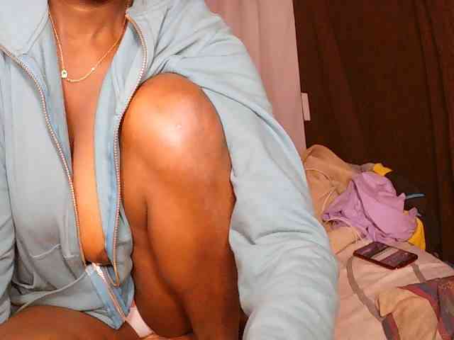 Elisa571 webcam
