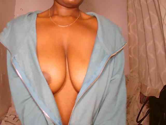 Elisa571 webcam
