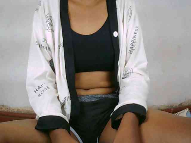 Elisa571 webcam
