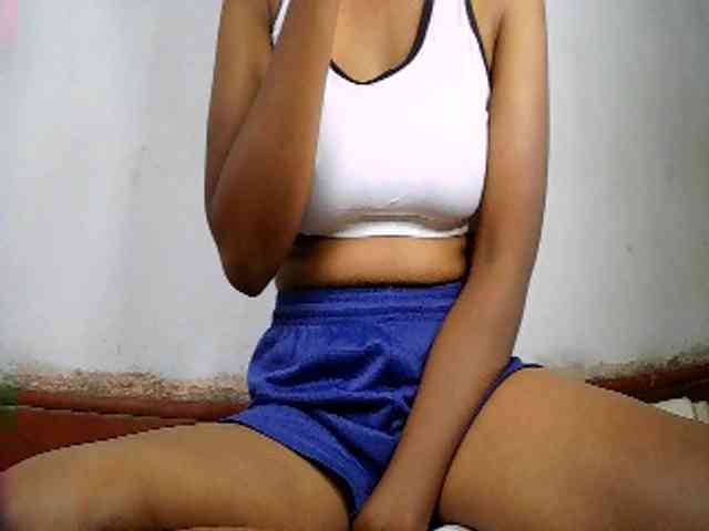 Elisa571 webcam