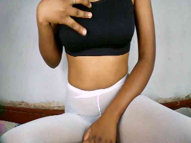 Elisa571 webcam