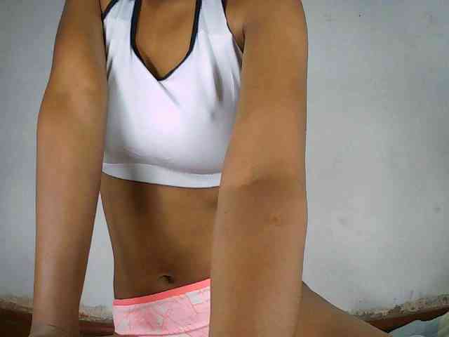 Elisa571 webcam