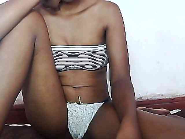 Elisa571 webcam