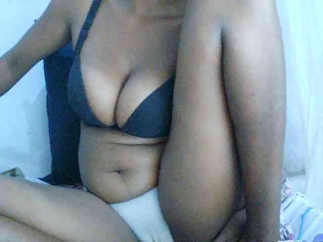 Elisa571 webcam
