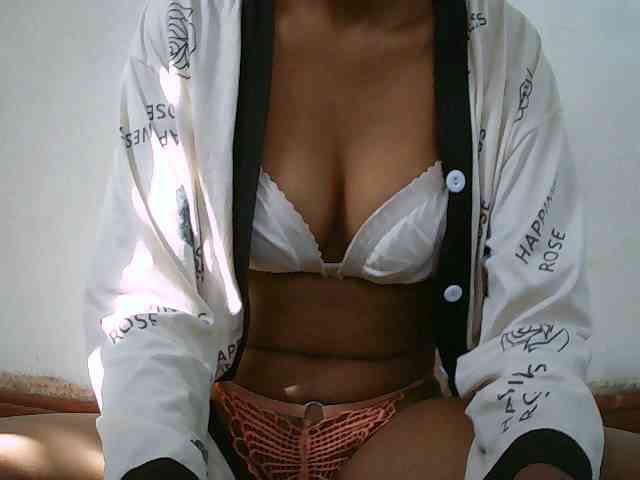 Elisa571 webcam
