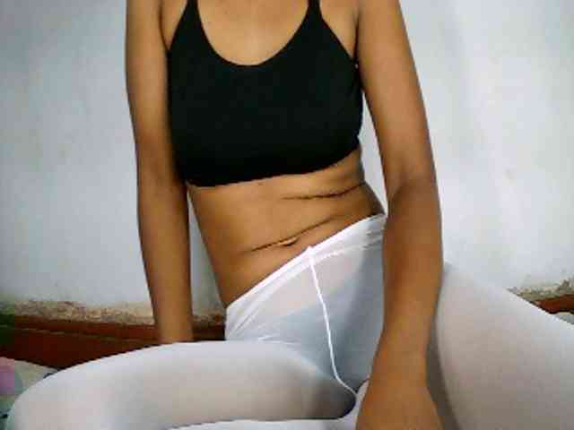 Elisa571 webcam