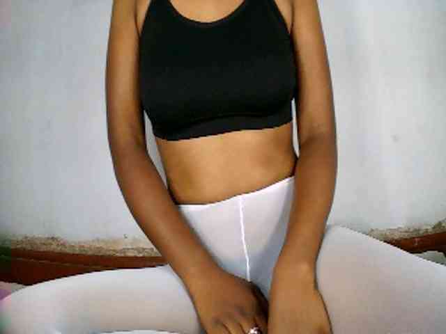 Elisa571 webcam