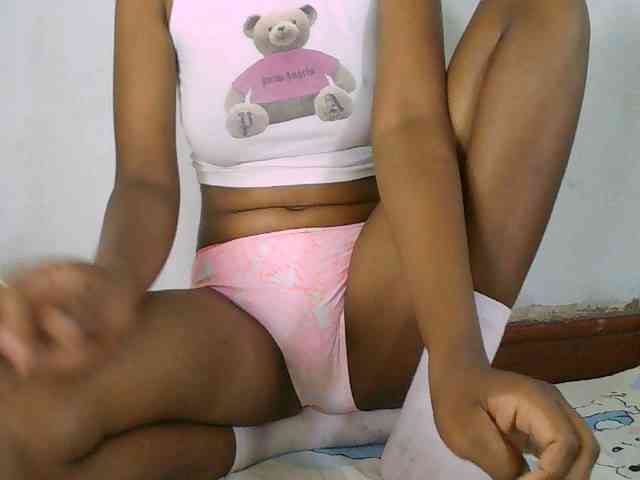 Elisa571 webcam