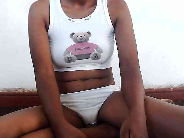 Elisa571 webcam