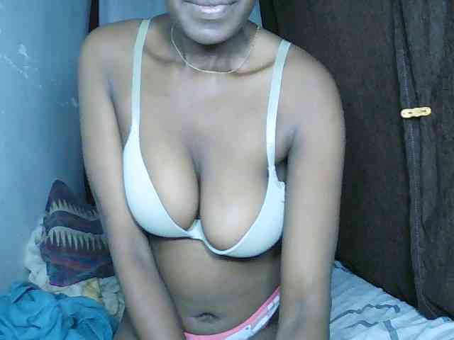 Elisa571 webcam