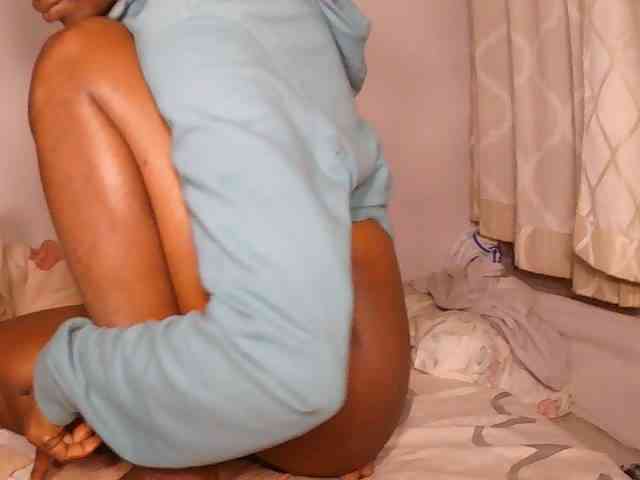 Elisa571 webcam