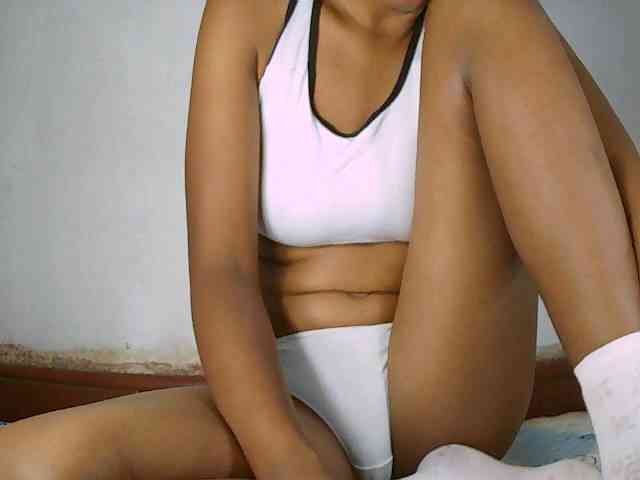 Elisa571 webcam