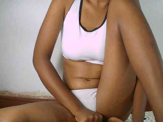 Elisa571 webcam