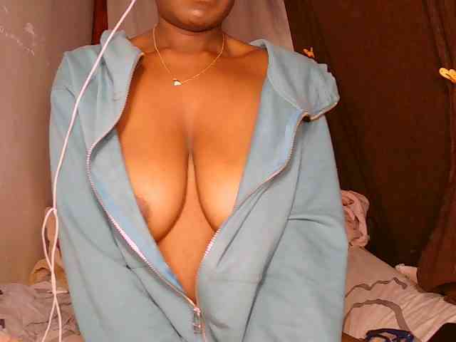 Elisa571 webcam