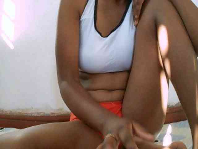 Elisa571 webcam