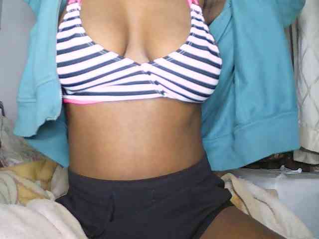 Elisa571 webcam