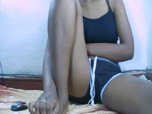 Elisa571 webcam