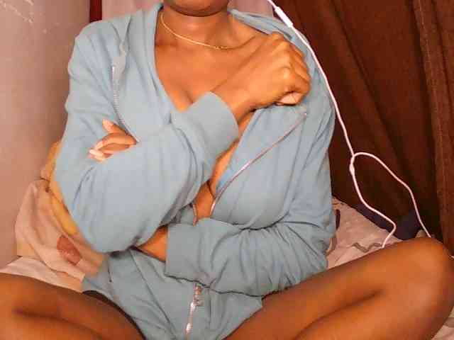 Elisa571 webcam