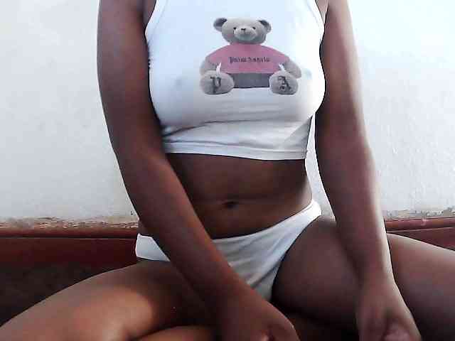 Elisa571 webcam
