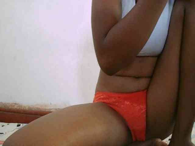 Elisa571 webcam