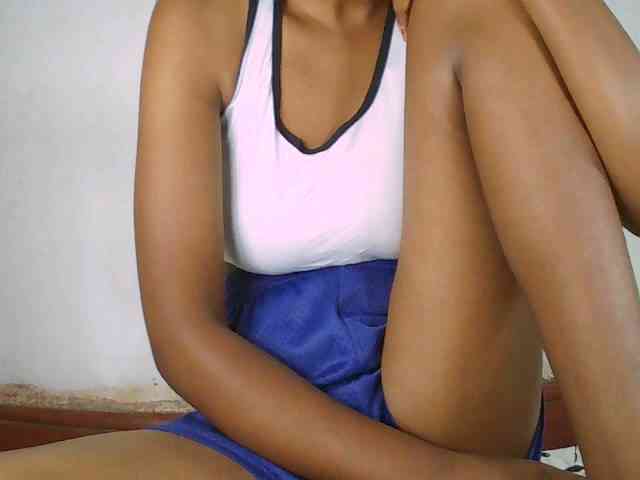 Elisa571 webcam