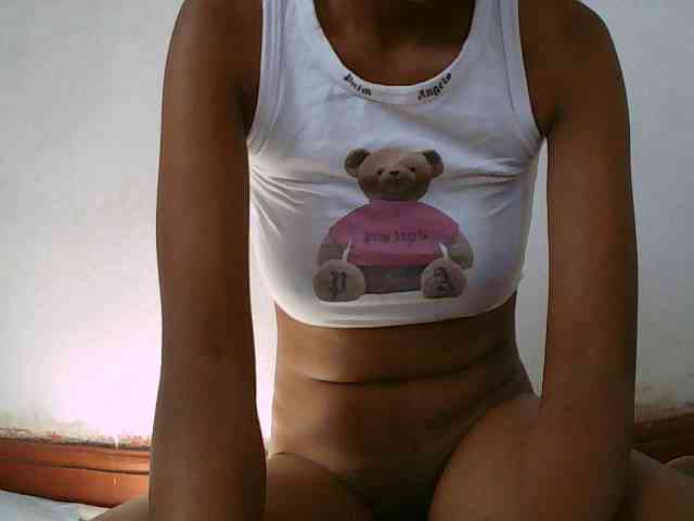 Elisa571 webcam