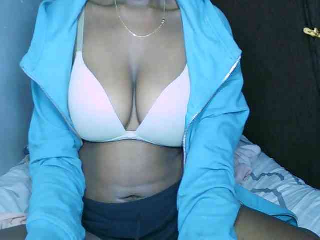 Elisa571 webcam