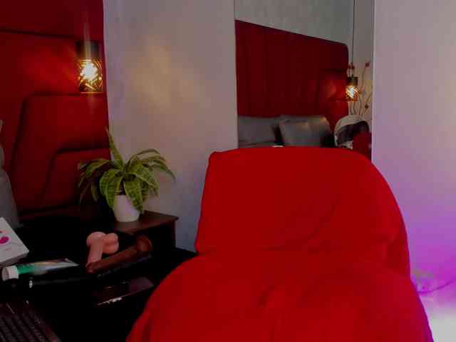 Bellatrix- Sex Cam Show