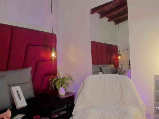 Bellatrix- Sex Cam Show