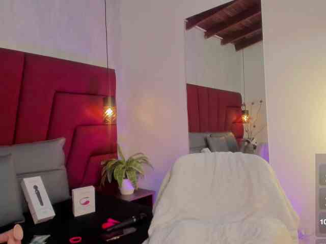 Bellatrix- Sex Cam Show